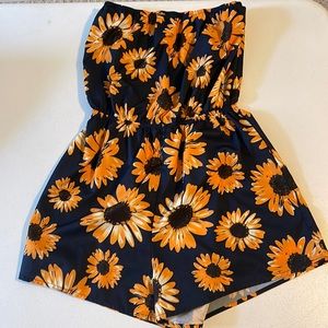Sunflower tube top romper 🌻
